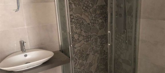 Квартира с 2 комнатами в Тоди, Италия № 263579 19