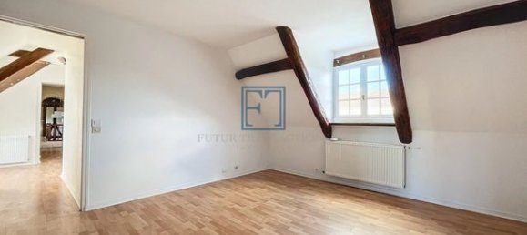 4 Schlafzimmer Haus in Les Essarts-le-Roi, France, Nr. 281309 13