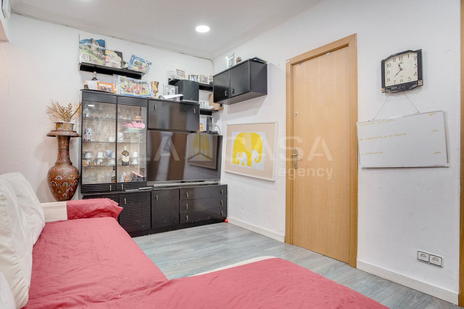 3 bedrooms Apartment in L'Hospitalet de Llobregat, Spain No. 202275