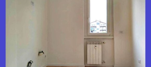 1 bedroom Apartment in Milan, Italy No. 303048 12
