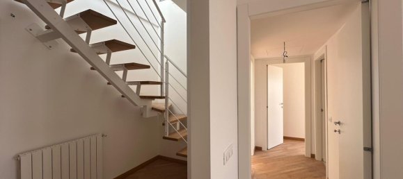 4 bedrooms Penthouse in Rho, Italy No. 364216 16