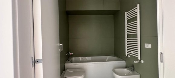 4 bedrooms Penthouse in Rho, Italy No. 364216 26