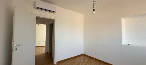 4 bedrooms Penthouse in Rho, Italy No. 364216 7