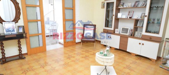 5 bedrooms House in Corigliano Rossano, Italy No. 346235 15