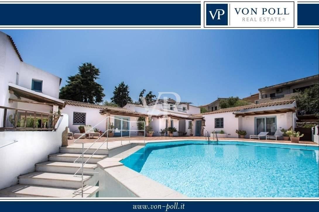 4-salle Penthouse à Olbia, Italy No. 23591