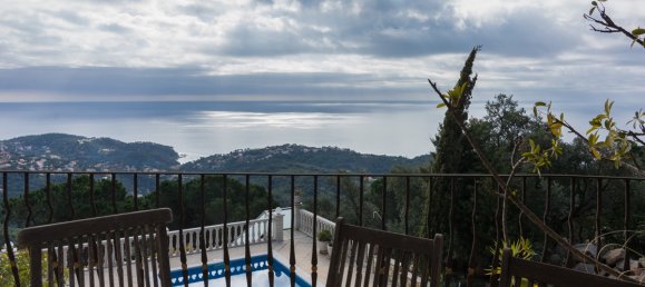 4 غرف نوم فيلا في Lloret de Mar, Spain رقم 811 13