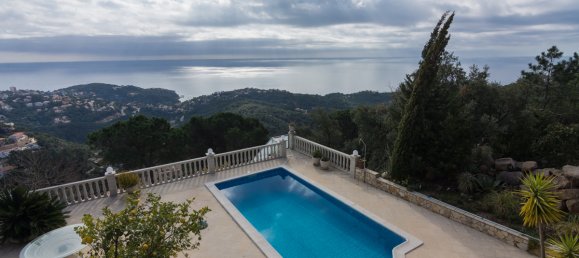 4 غرف نوم فيلا في Lloret de Mar, Spain رقم 811 12