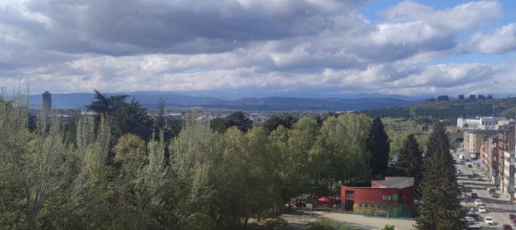 4 bedrooms Apartment in Leon, Spain No. 66423 19