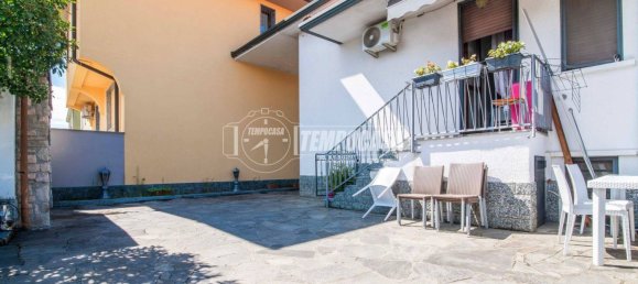 2 bedrooms Villa in Canegrate, Italy No. 283580 20