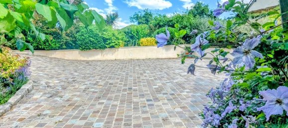 Замки и поместья с 3 спальнями в Савиньи-ан-Сансерр, Франция № 152054 12