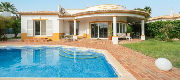 3 bedrooms Villa in Albufeira, Portugal No. 121262 2