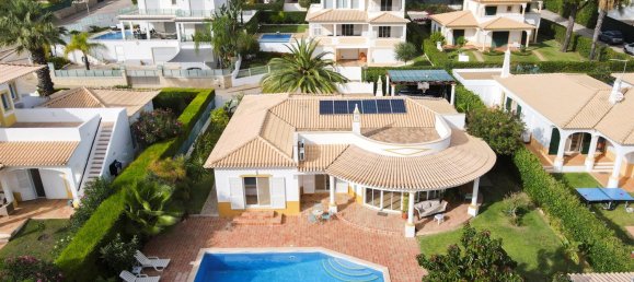 3 bedrooms Villa in Albufeira, Portugal No. 121262 4