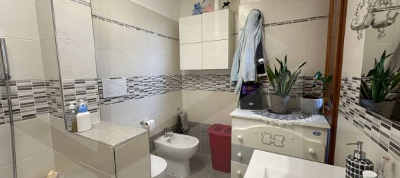 4غرفة شقة في Avezzano, Italy رقم 19078 53