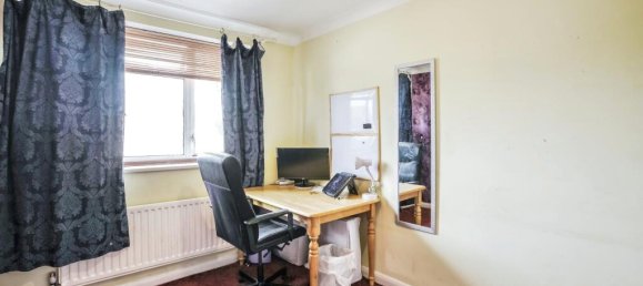 4 bedrooms House in Shirley, United Kingdom No. 10540 9