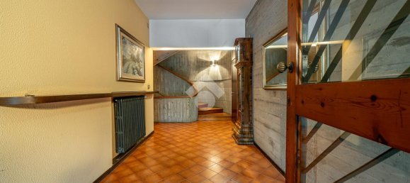 5 bedrooms Villa in Reggio Emilia, Italy No. 310057 5