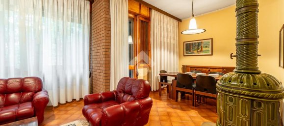 5 bedrooms Villa in Reggio Emilia, Italy No. 310057 9