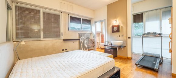 5 bedrooms Villa in Reggio Emilia, Italy No. 310057 43