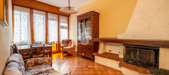 5 bedrooms Villa in Reggio Emilia, Italy No. 310057 14