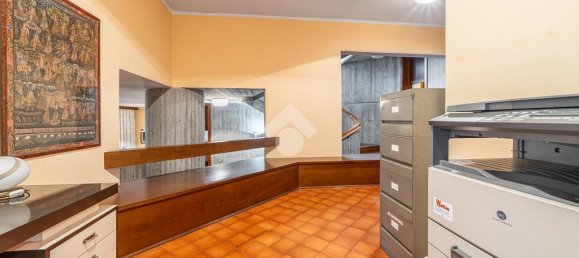 5 bedrooms Villa in Reggio Emilia, Italy No. 310057 17