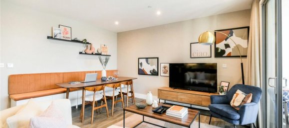 3 Schlafzimmer Wohnung in Croydon, United Kingdom, Nr. 7960 8