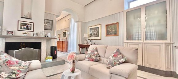 6 rooms Apartment in Naples, Italy No. 275903 47