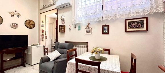 6 rooms Apartment in Naples, Italy No. 275903 6