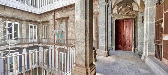 6 rooms Apartment in Naples, Italy No. 275903 38