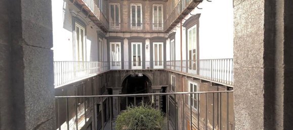 6 rooms Apartment in Naples, Italy No. 275903 37