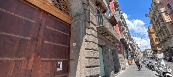 6 rooms Apartment in Naples, Italy No. 275903 31