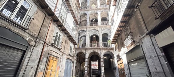 6 rooms Apartment in Naples, Italy No. 275903 35