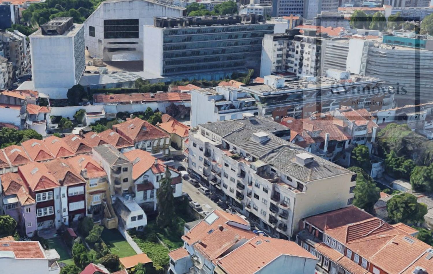 6 غرف نوم منزل في Porto, Portugal رقم 135190