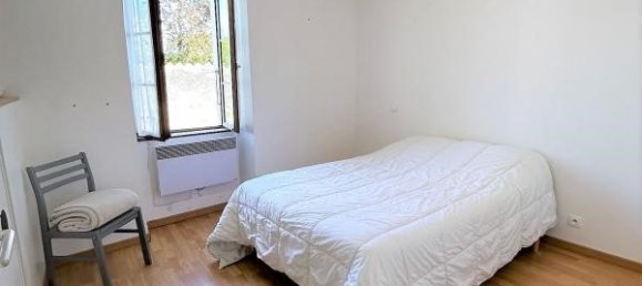 3 bedrooms Villa in Marans, France No. 98868 6