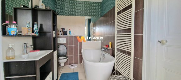 3 Schlafzimmer Haus in Vezelise, France, Nr. 249873 15