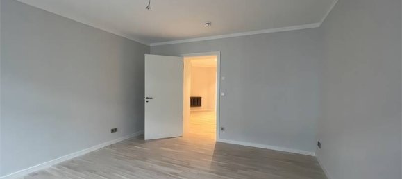 3-Zimmer Wohnung in Mitte, Germany, Nr. 15170 2