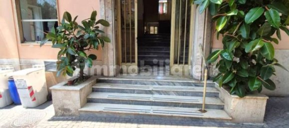 Apartamento de 3 dormitorios en Naples, Italy No. 268514 27