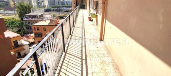 Apartamento de 3 dormitorios en Naples, Italy No. 268514 17