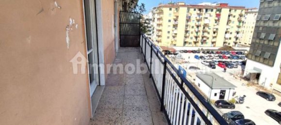 Apartamento de 3 dormitorios en Naples, Italy No. 268514 16