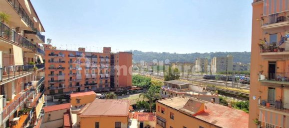 Apartamento de 3 dormitorios en Naples, Italy No. 268514 21