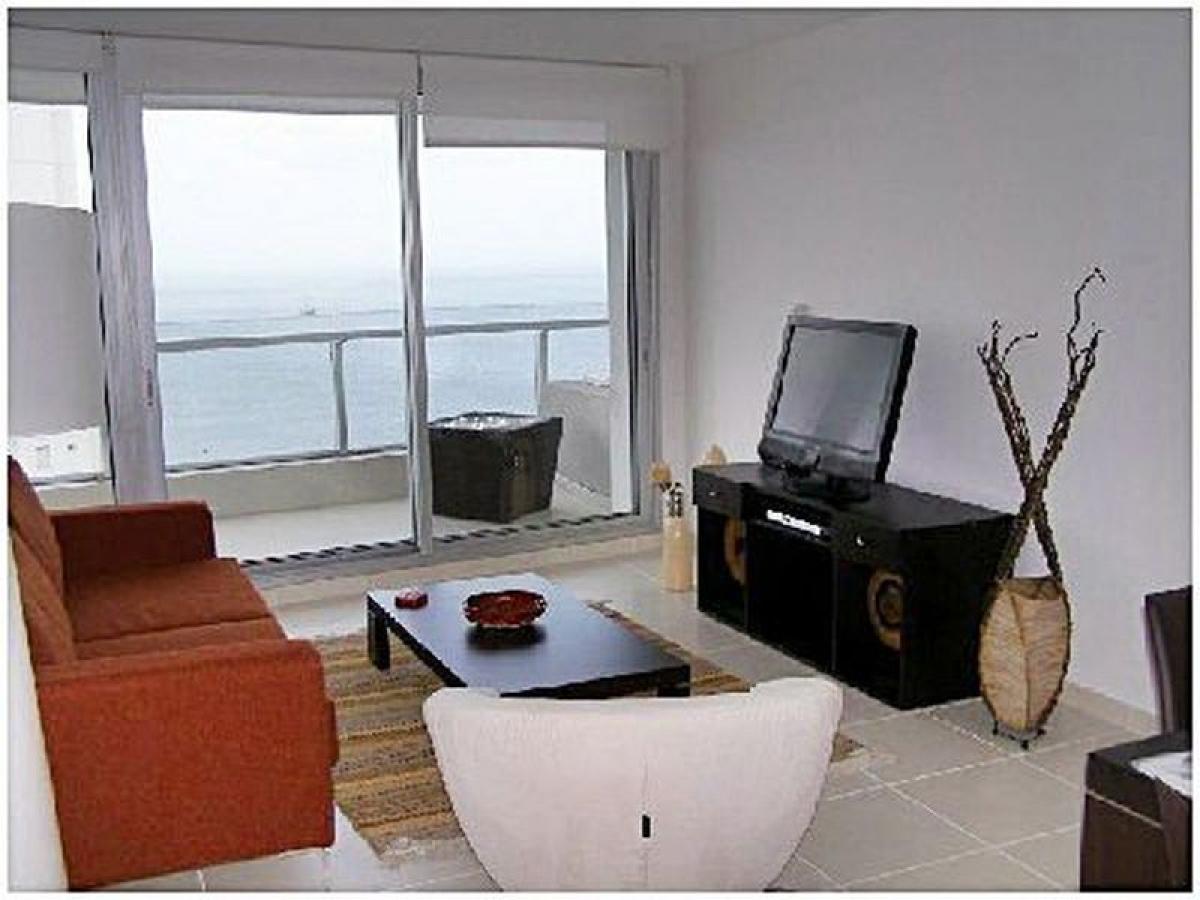 2 bedrooms Apartment in Maldonado, Uruguay No. 988