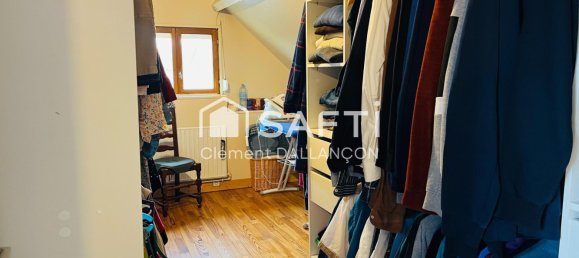 4 bedrooms House in Mennevret, France No. 39024 14