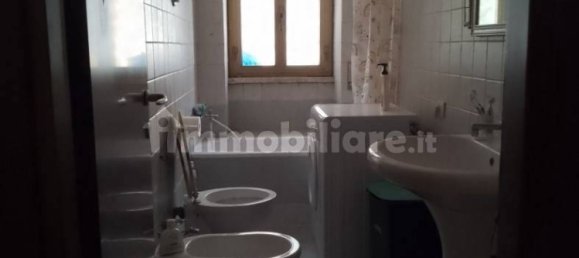 Квартира с 3 спальнями в Рим, Италия № 296580 3