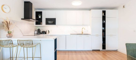 Apartamento de 2 dormitorios en Saint-Laurent-du-Var, France No. 328714 2