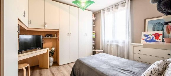 Дом с 4 комнатами в Нови ди Модена, Италия № 20018 30