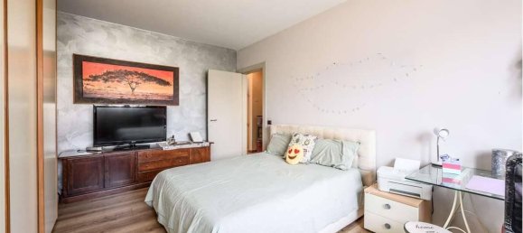 Дом с 4 комнатами в Нови ди Модена, Италия № 20018 35