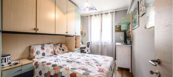 Дом с 4 комнатами в Нови ди Модена, Италия № 20018 32