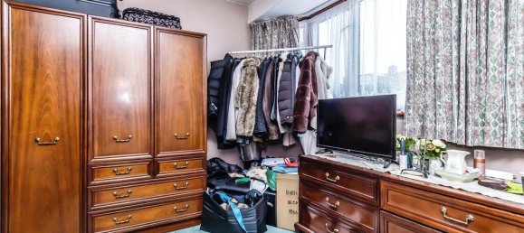 3 bedrooms House in Croydon, United Kingdom No. 7976 47