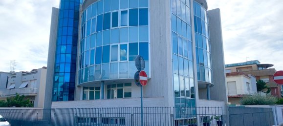 2-Zimmer Doppelhaus in Latina, Italy, Nr. 139993 2