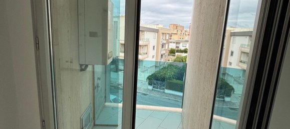 2-Zimmer Doppelhaus in Latina, Italy, Nr. 139993 14