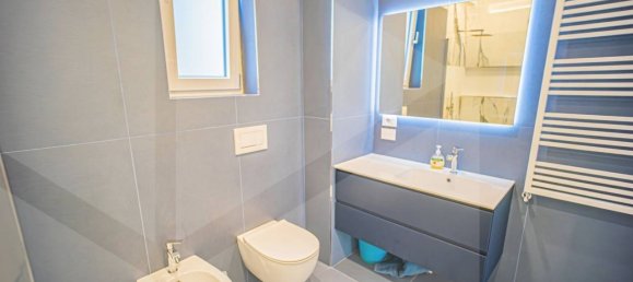 Квартира с 2 спальнями в Бари, Италия № 29336 50