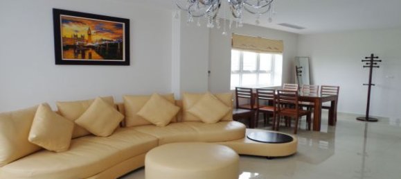 3 bedrooms Apartment in Ba Dinh, Vietnam No. 6537 2